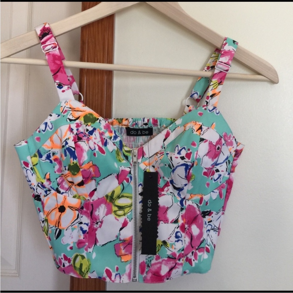 DO+BE Floral Multicolor Crop Top